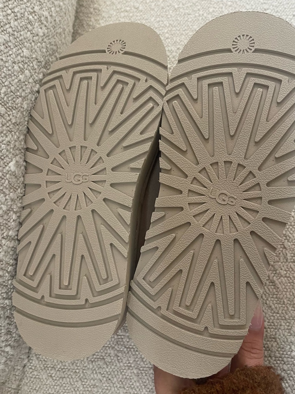 New UGG Tan & Blue Tazz platform size 5 - Picture 8 of 11